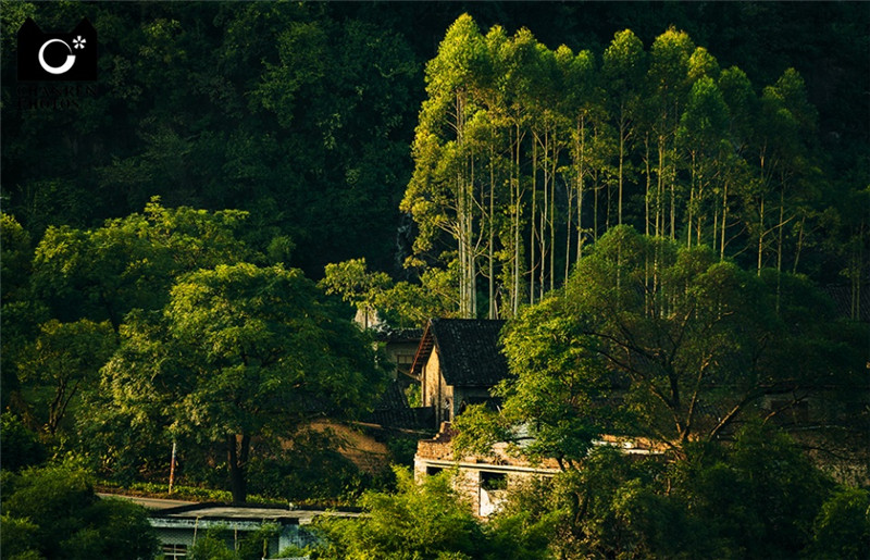 转身遇到桃花源：广西古镇的奇峰秀水醉美