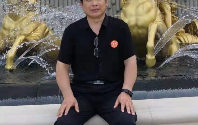 刘云昌——中宣盛世国际书画院院士、著名书画家