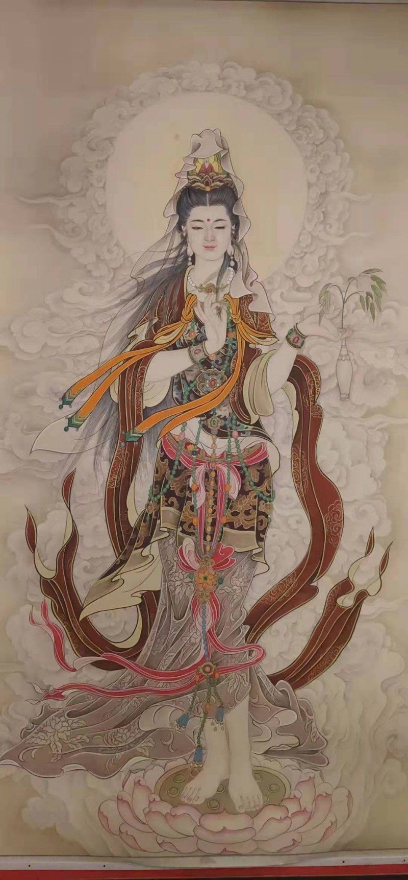 卢艳存——中宣盛世国际书画院院聘画家、著名书画家