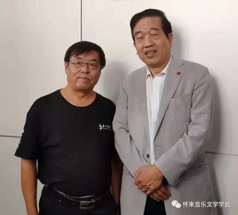 【一堂好课】“写好中国字，做好中国人”。张传忠教授解读汉字艺术讲座在怀来举行