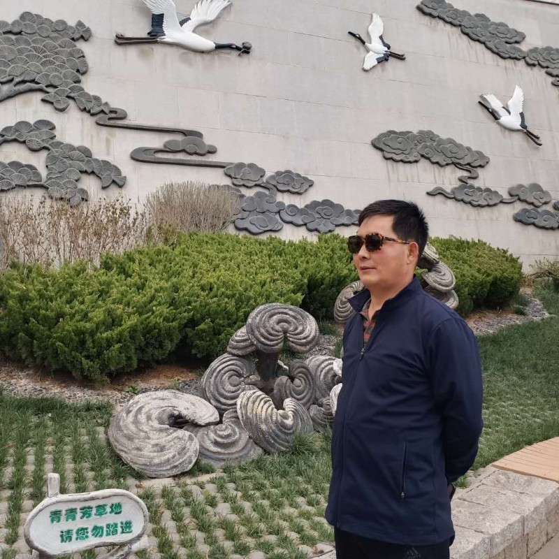 刘福保——中宣盛世国际书画院研究员、著名书画家