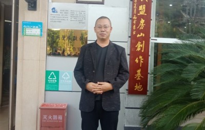 张威——中宣盛世国际书画院会员、著名书画家