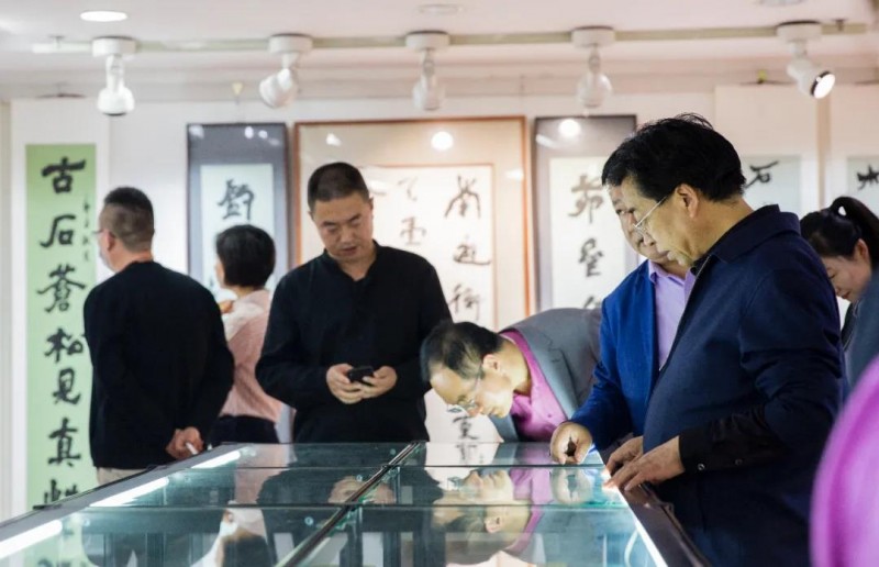 万象在旁——畅世博书法作品展在荣宝斋美术馆开幕