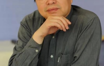 中国农民丰收节主题标识设计者——胡金刚