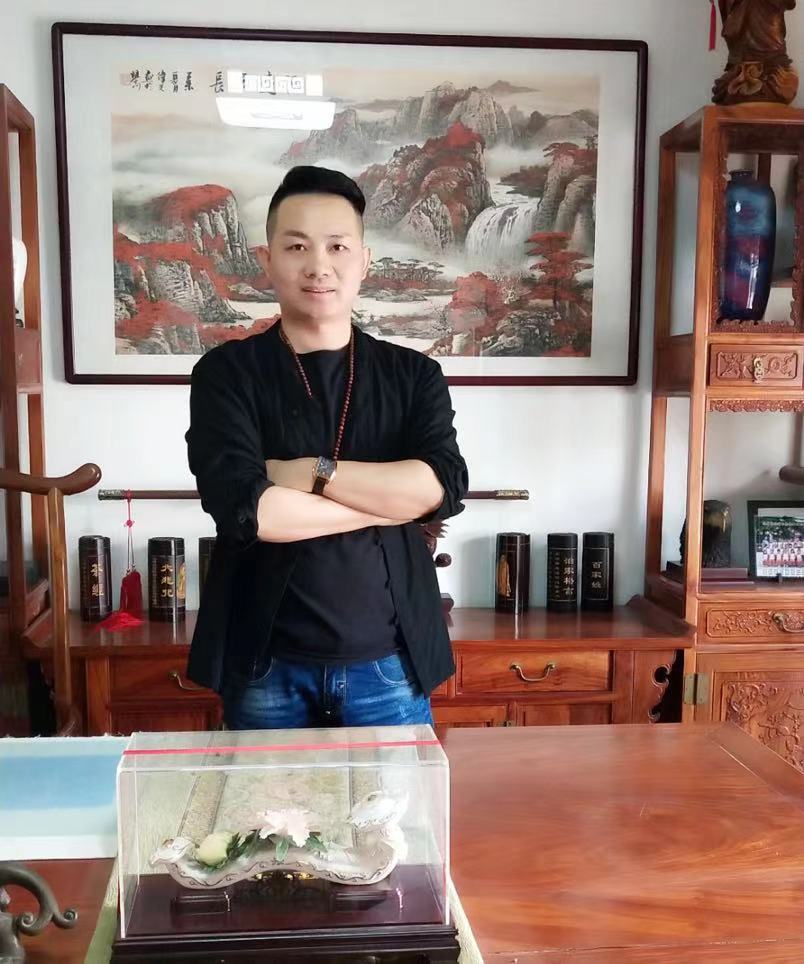 展艺术名人风采,弘万家文化精髓——朱黎明(二十七) 展艺术名人风采,弘万家文化精髓——朱黎明(二十七)