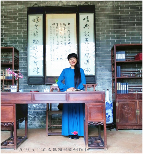 展艺术名人风采,弘万家文化精髓——彭许屏(七十七) 展艺术名人风采,弘万家文化精髓——彭许屏(七十七)