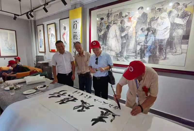 文艺勇担当 共圆中国梦 “ 薰风南来”——中国文化进万家博鳌文化论坛暨书画邀请展成功举办 文艺勇担当 共圆中国梦 “ 薰风南来”——中国文化进万家博鳌文化论坛暨书画邀请展成功举办