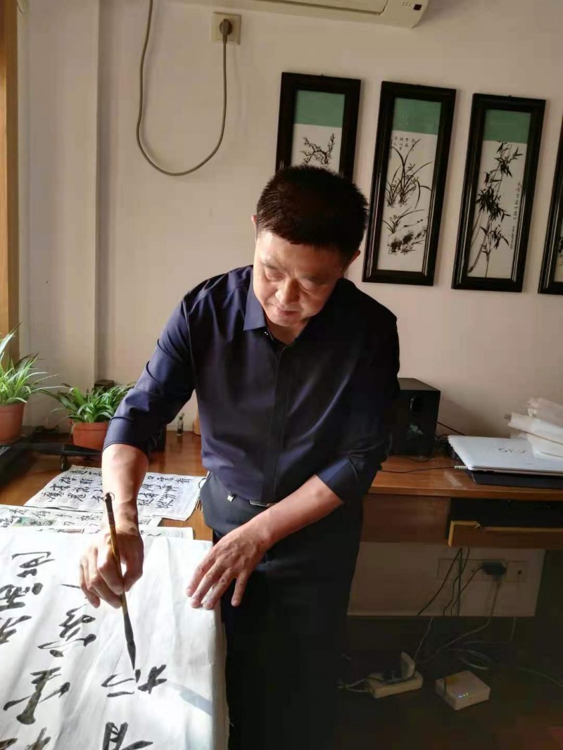 刘家平——中宣盛世国际书画院会员、著名书画家