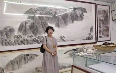 冯竹霞——中宣盛世国际书画院会员、著名书画家