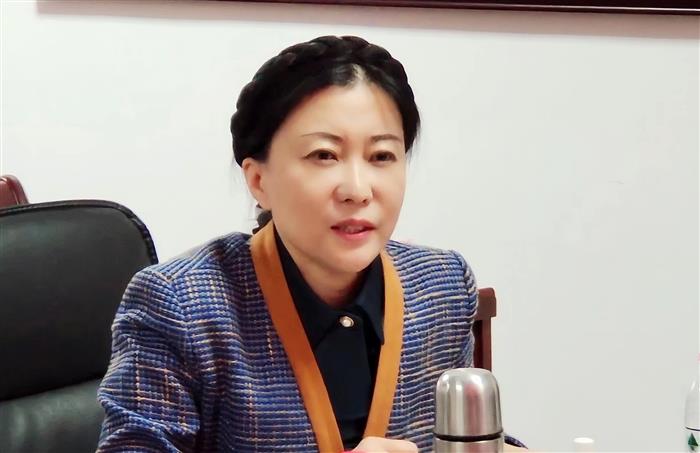 中华诗词学会举行诗词作品集《百年诗颂》首发座谈会