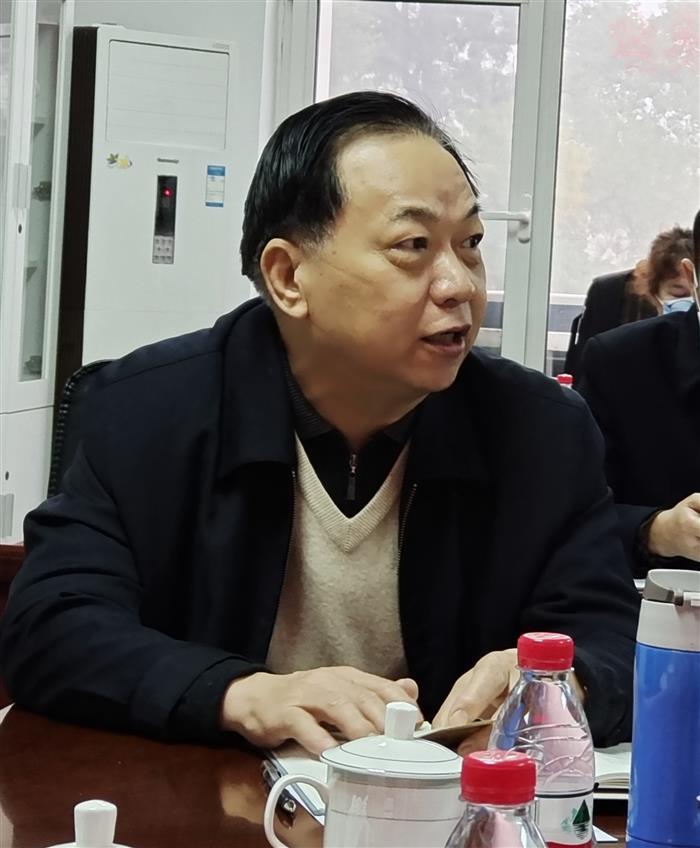 中华诗词学会举行诗词作品集《百年诗颂》首发座谈会