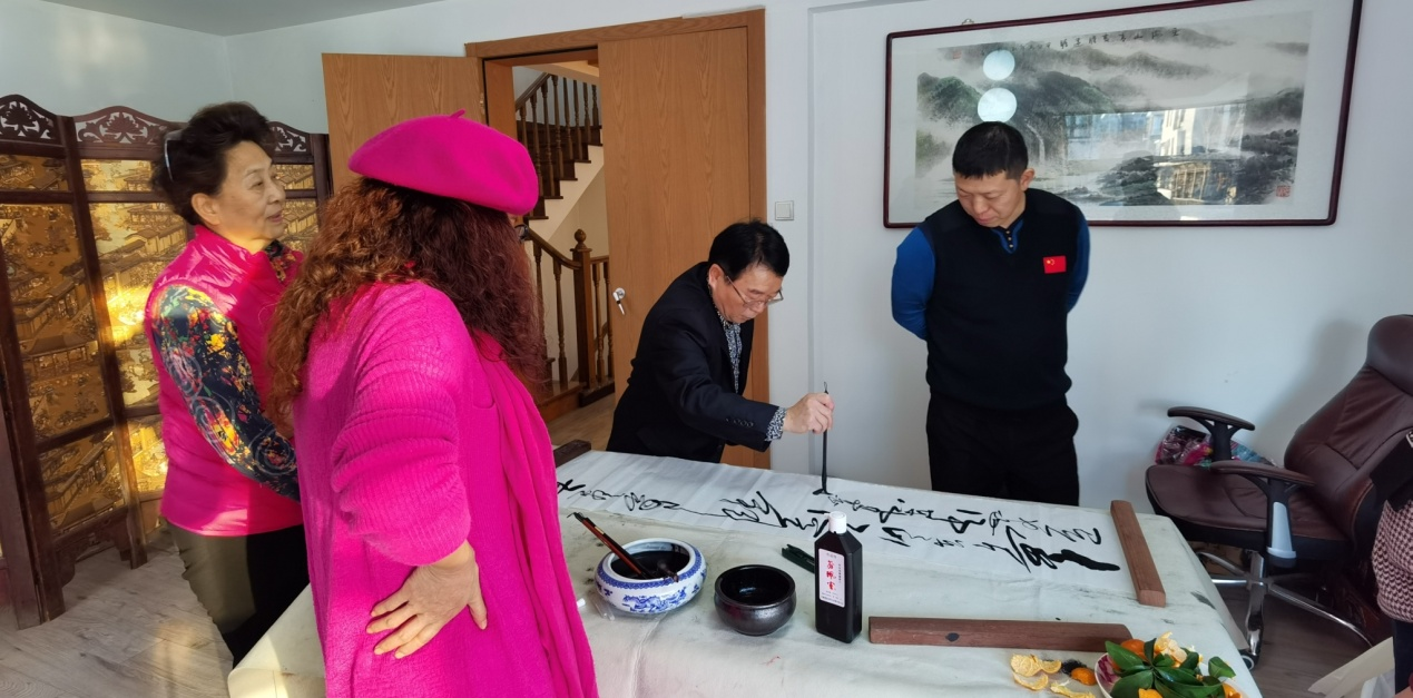 华艺长阳 ——中宣艺术馆花开永定河畔 华艺长阳 ——中宣艺术馆花开永定河畔