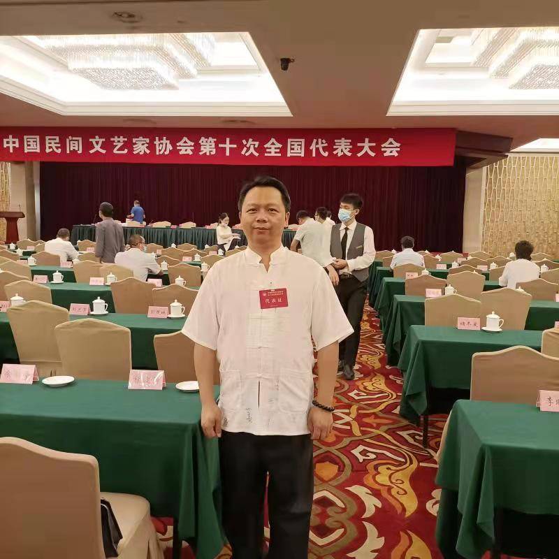 艺术大儒:蓝才华的艺术之路 艺术大儒:蓝才华的艺术之路