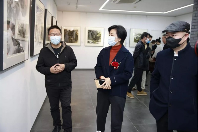 “笔底春风--当代书画名家学术邀请展” 在《中国美术报》社艺术中心开幕