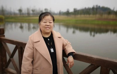 蒋慧英——中宣盛世国际书画院常务理事、著名书画家