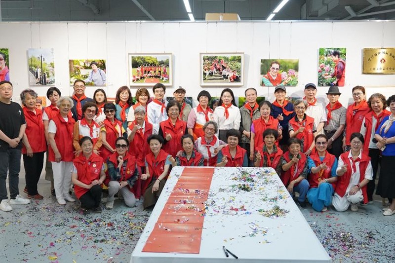 汇聚榜样力量,共赏艺术华章—“劳模旗手劳动节风采展”在沪盛大启幕