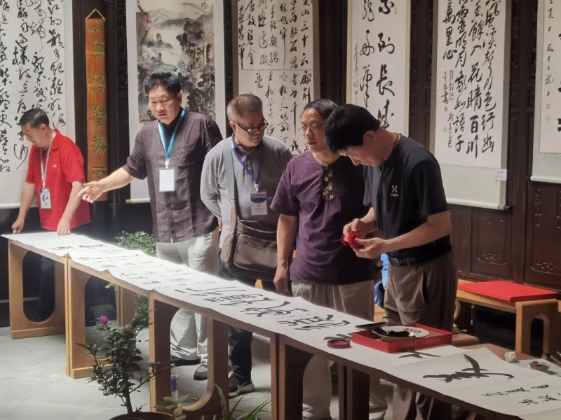 全国文化艺术名家“大美黄山行”启幕 ——书画进万家诗文颂山河，文武融合赋能文旅创新