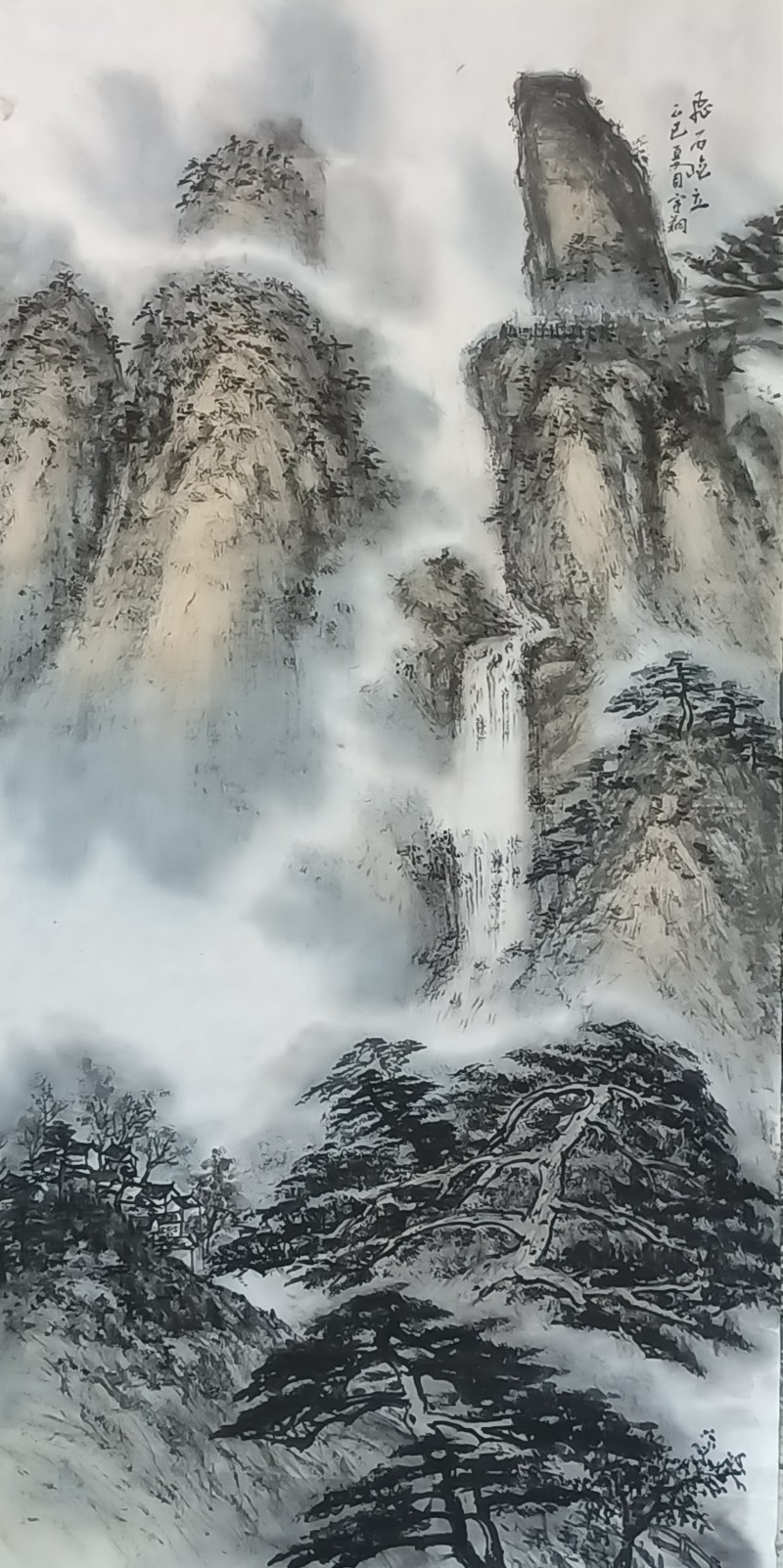 永葆文化活力 振奋民族精神 ——爱国有我之：魏宇翔，我为抗战胜利画一幅画儿。