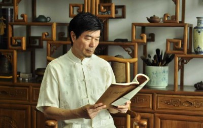 余龙——中宣盛世国际书画院会员、著名书画家