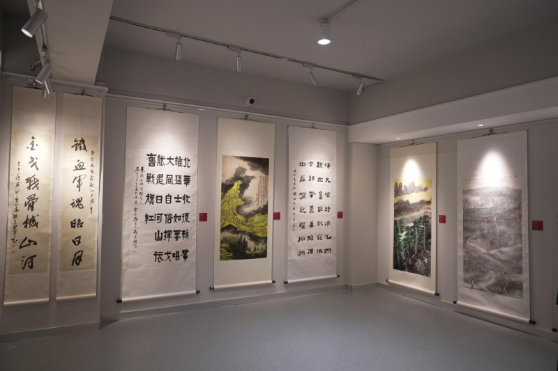 松风浩荡——纪念中国人民抗日战争暨世界反法西斯战争胜利80周年书画摄影展在京开幕