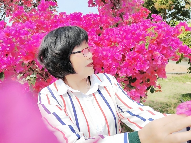 陈楚芬——中宣盛世国际书画院理事、著名书画家