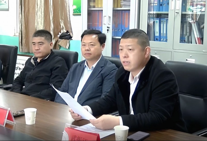 “诗润童心·墨香校园”诗词书法捐赠活动在河南虞城县小侯人民日报希望小学成功举行