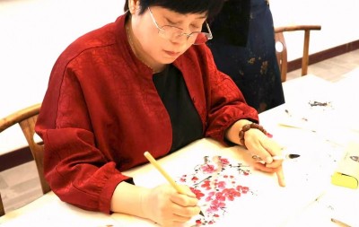 王爱云——中宣盛世国际书画院院聘画家、著名书画家