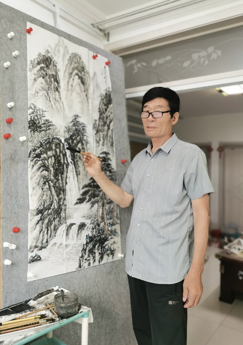 杨德溪——中宣盛世国际书画院院聘画家、著名书画家