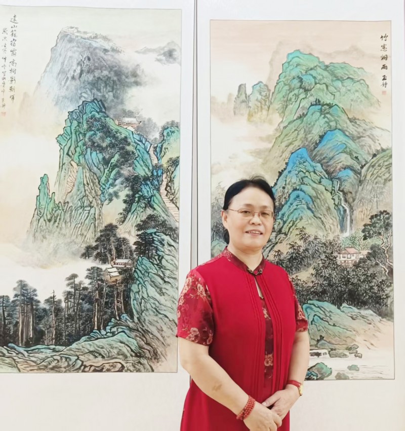 侯玉静——中宣盛世国际书画院院聘画家、著名书画家