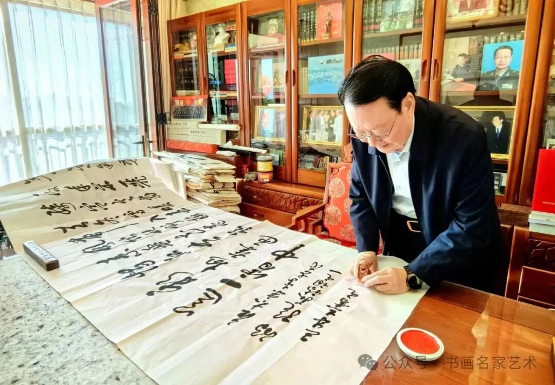 军旅书法家王成志同志敬书纪念毛泽东《七律·读（封建论）呈郭老》创作53周年