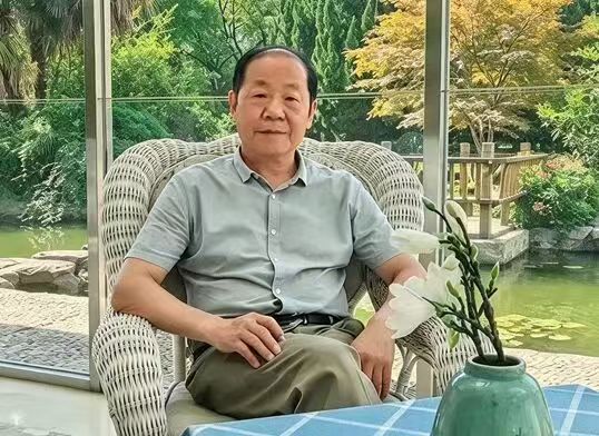 人是要有一点精神 ——从信仰到三观的时代感悟